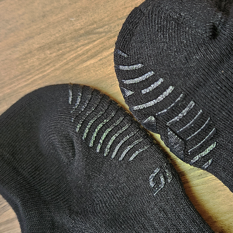 Sports Anti-Odour Ankle Socks (Firm Grip)